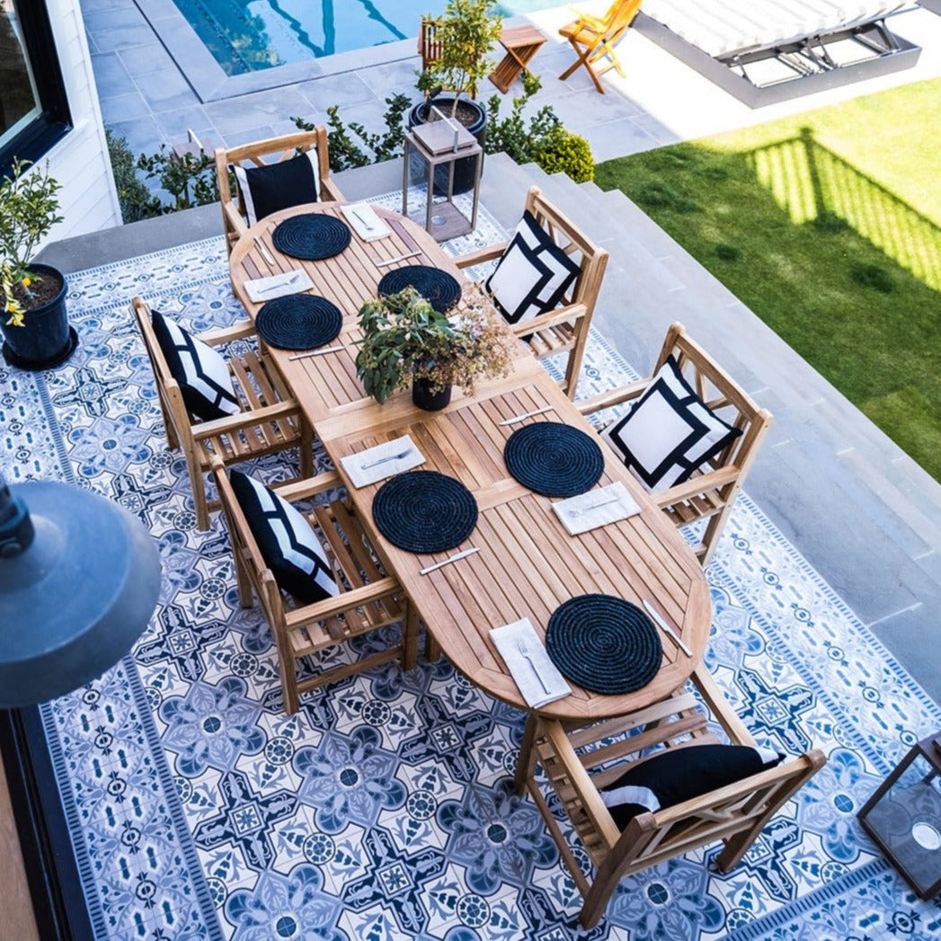 Stockholm Adjustable 6-8 Person Natural Teak Outdoor Dining Table – 79″-118″